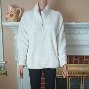 Eddie Bauer Pullover Henley Jacket L. White Faux Fur 1/4 Zip with Front Pockets